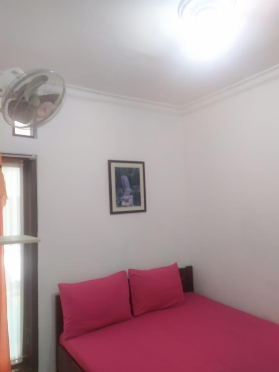 Endah Homestay Syariah Пурвокерто Экстерьер фото
